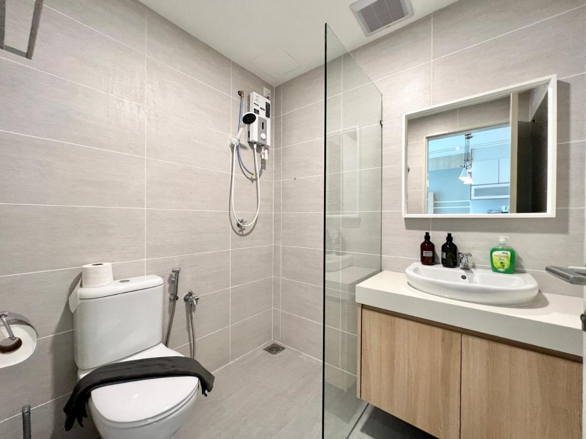 Court 28 Kl 2 Bedroom By Sleepy Bear *
