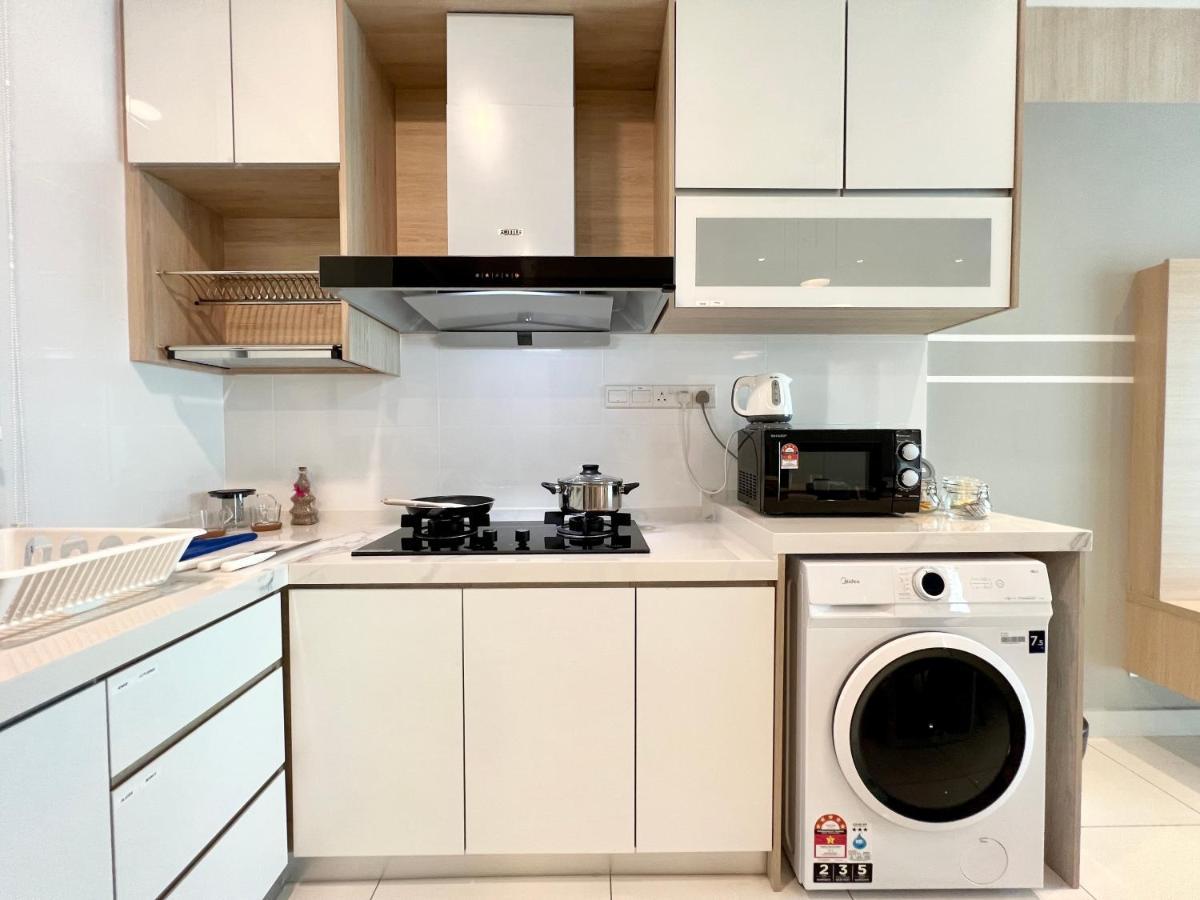 Court 28 Kl 2 Bedroom By Sleepy Bear