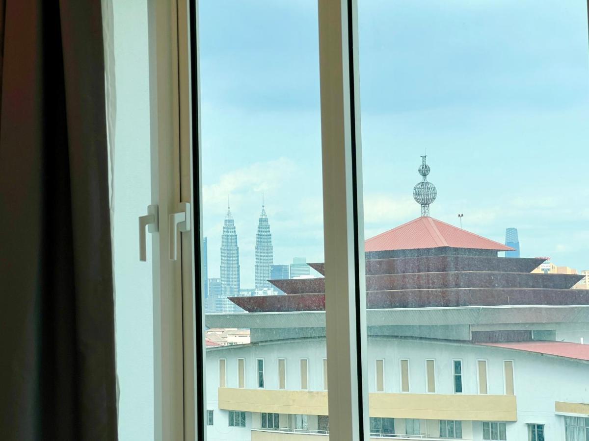 Court 28 Kl 2 Bedroom By Sleepy Bear